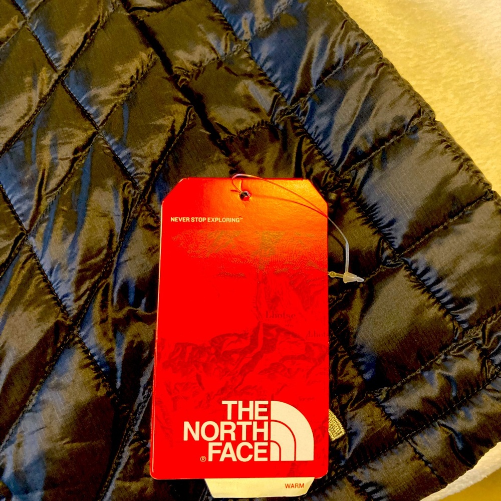 NORTH FACE WOMENS PUFFER VEST NWT